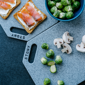 "GRAY" STONY SET Dirty Sand premium stone-look hygienic cutting board by Stony — Foto